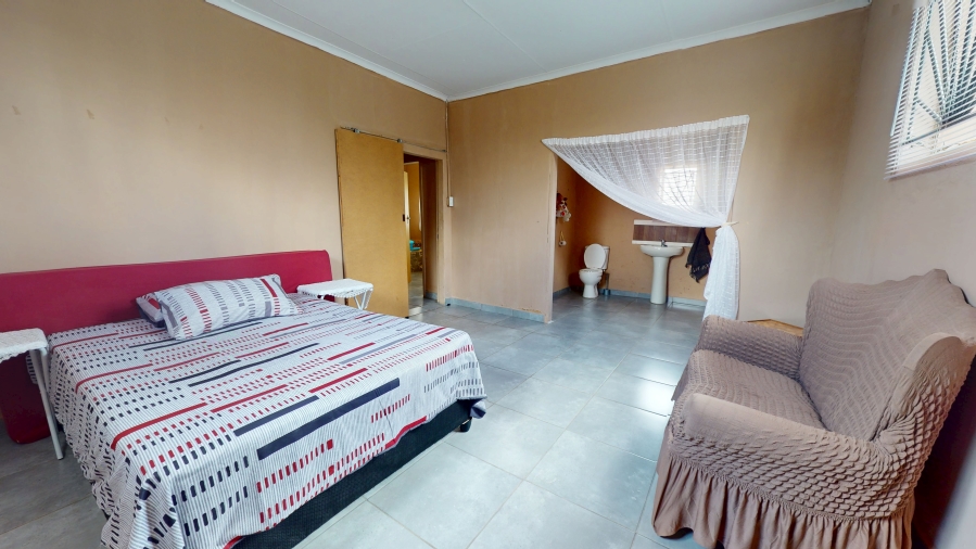 4 Bedroom Property for Sale in Promosa North West